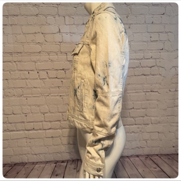 Free People RUMORS DENIM JACKET NWT - Picture 11 of 12